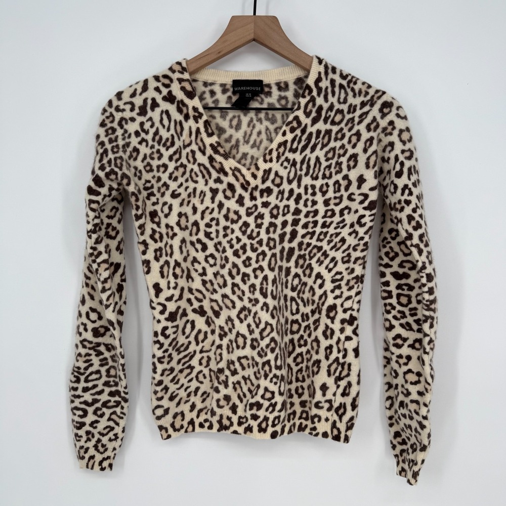 Warehouse Sweater Womens 8 Multicolor Leopard Print Lambswool Tight Knit‎ V Neck